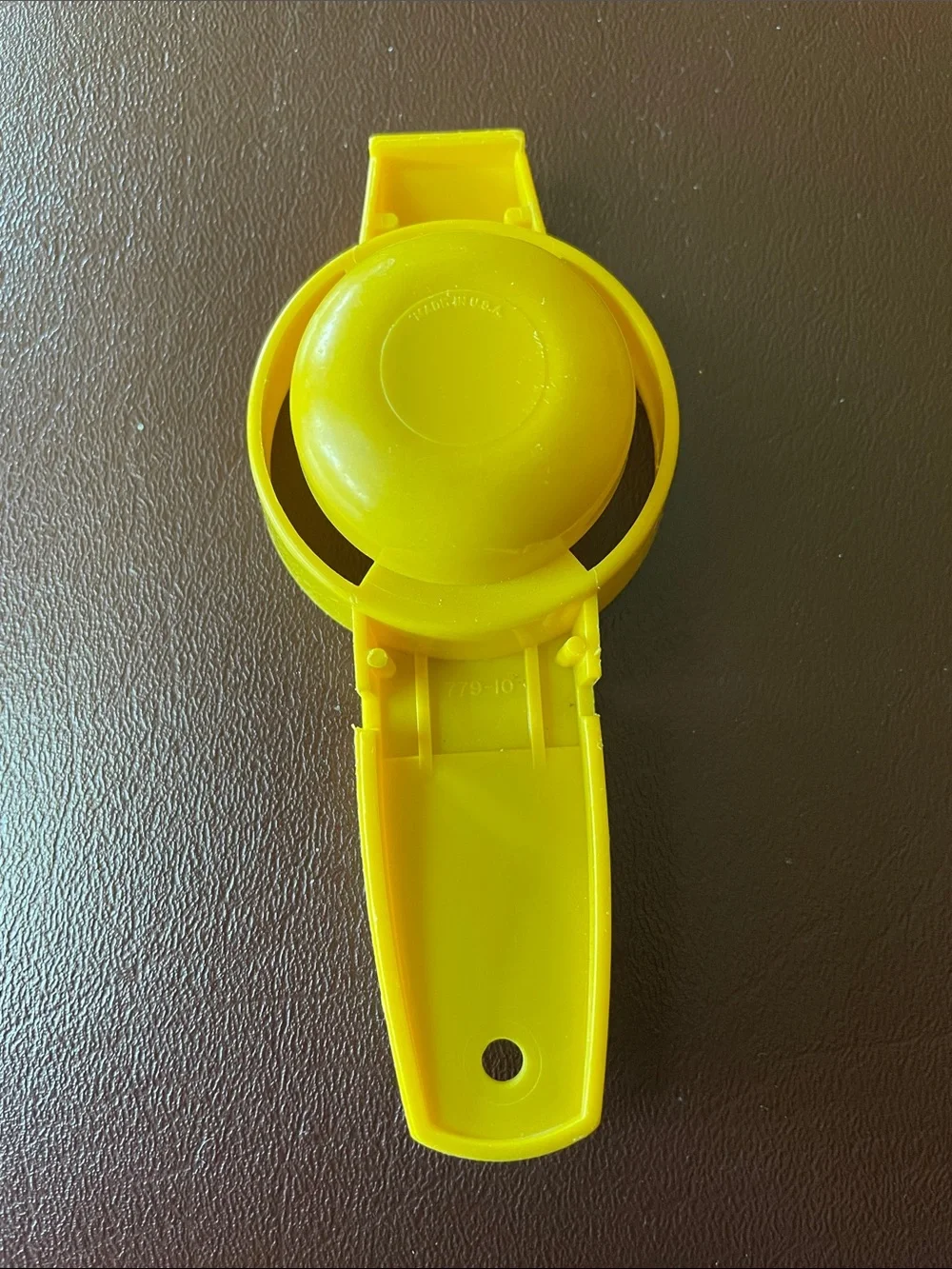 VTG yellow Tupperware egg separator